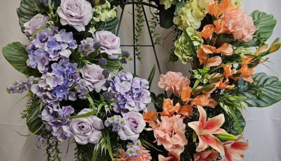 funeral floral wreath delivery